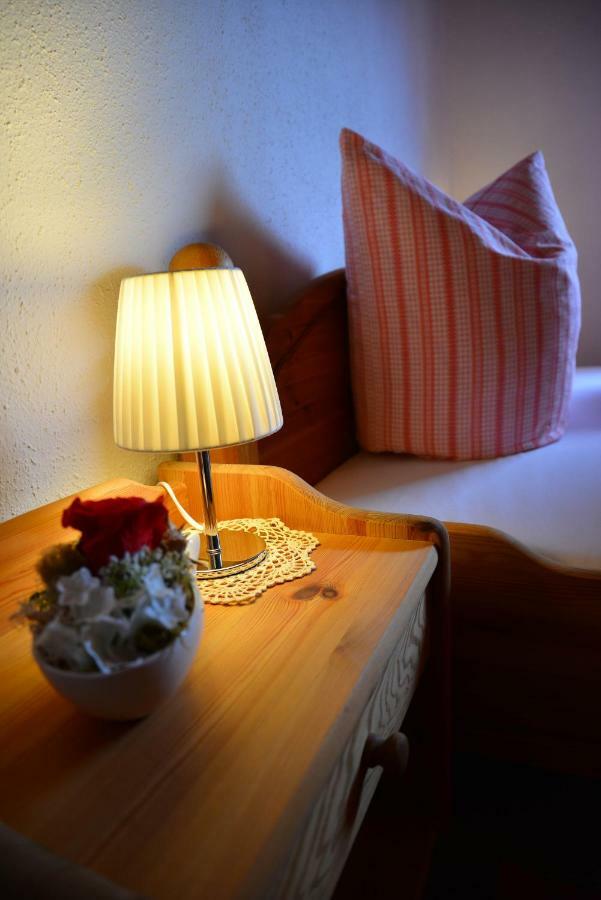 Ferienwohnung Frauenschuh Vorderhornbach Ngoại thất bức ảnh
