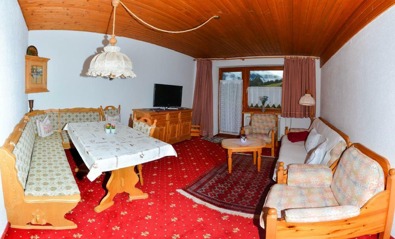 Ferienwohnung Frauenschuh Vorderhornbach Ngoại thất bức ảnh